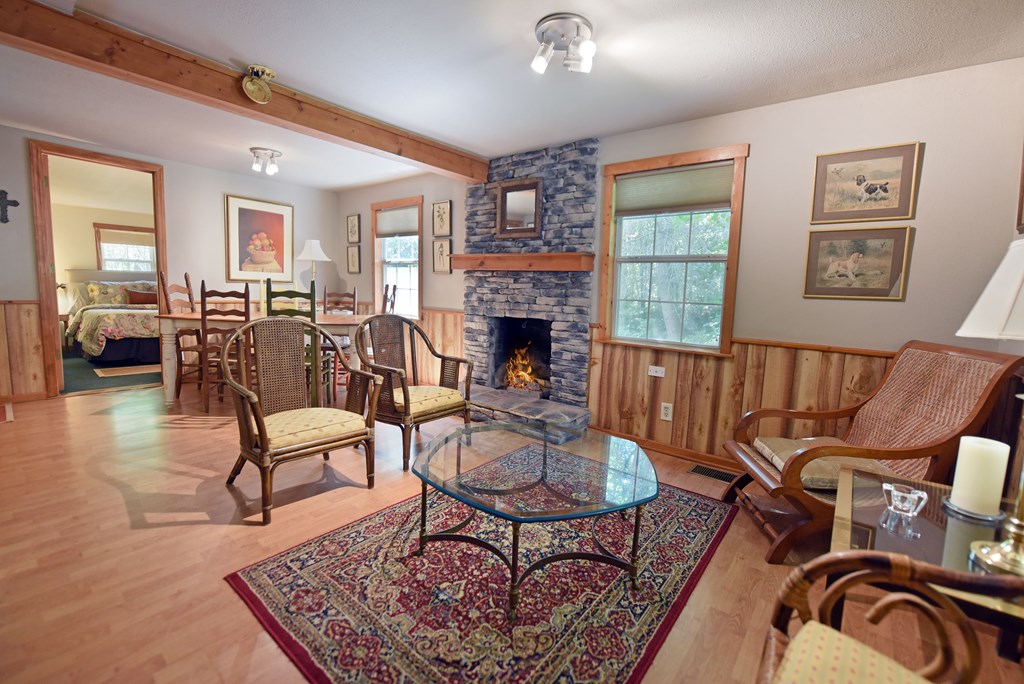 416591 Hayesville Residential