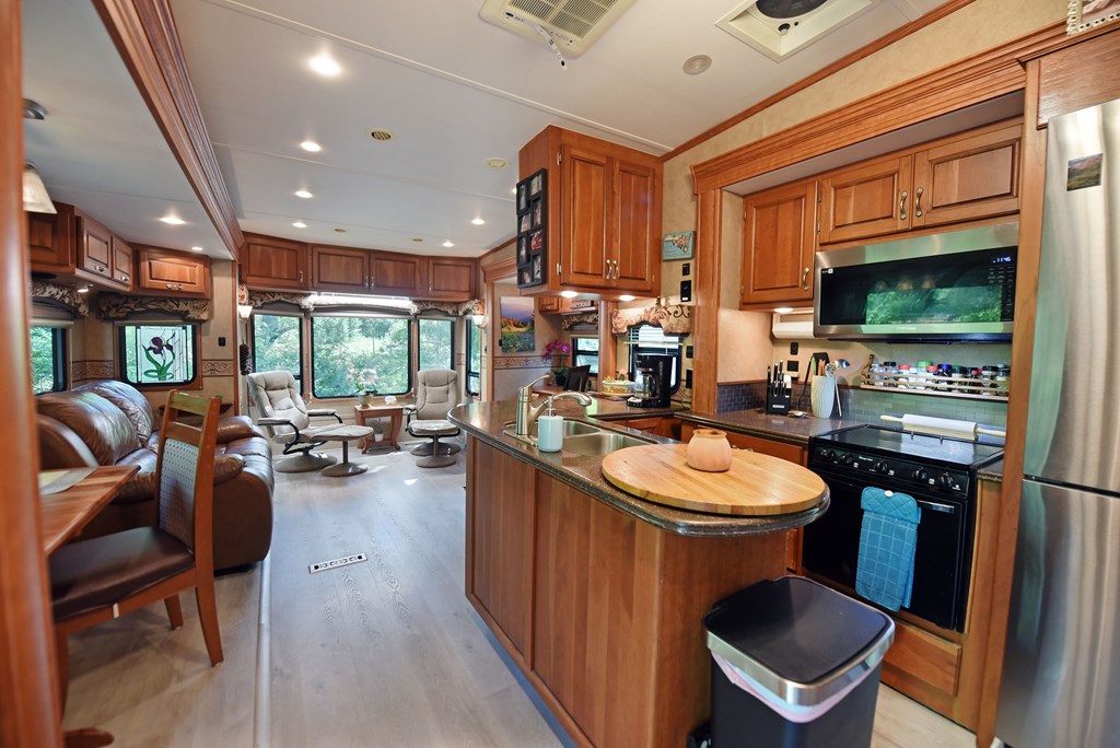 416623 Blairsville Residential