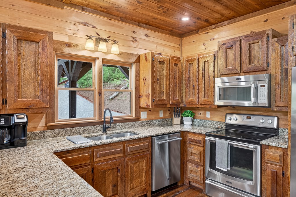 416627 Blue Ridge Residential