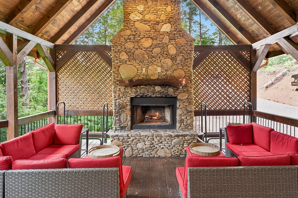 416627 Blue Ridge Residential