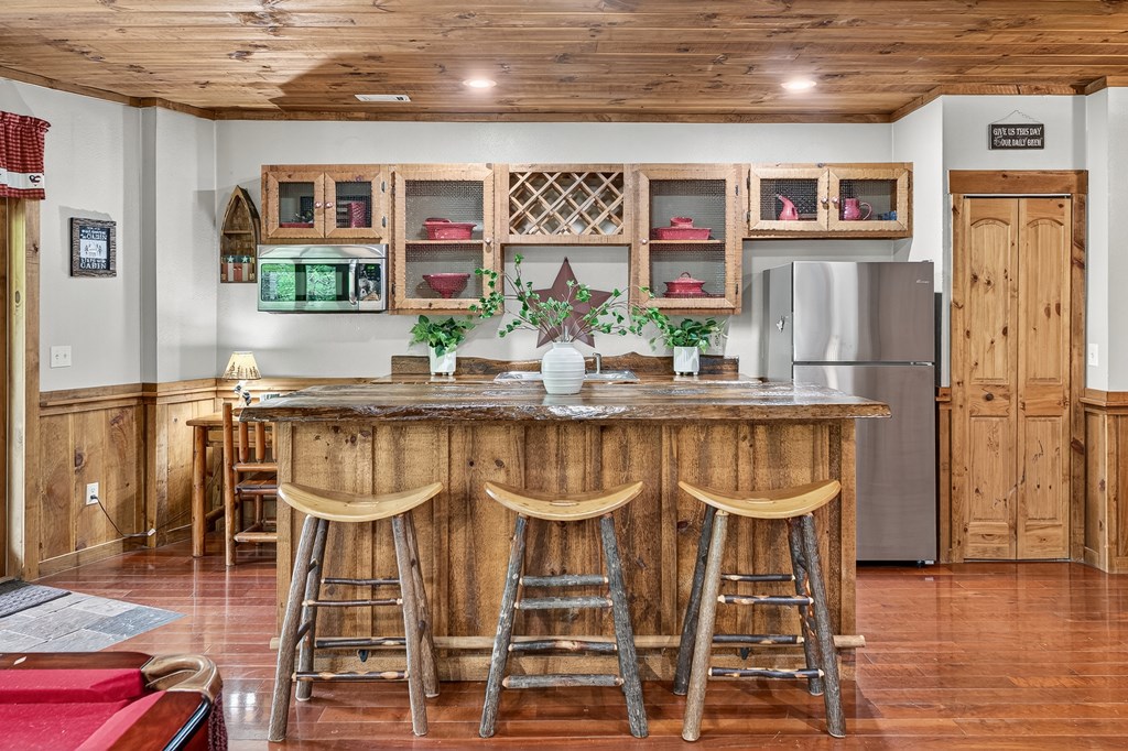 416627 Blue Ridge Residential