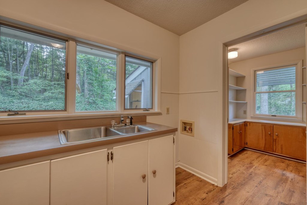 416628 Hayesville Residential