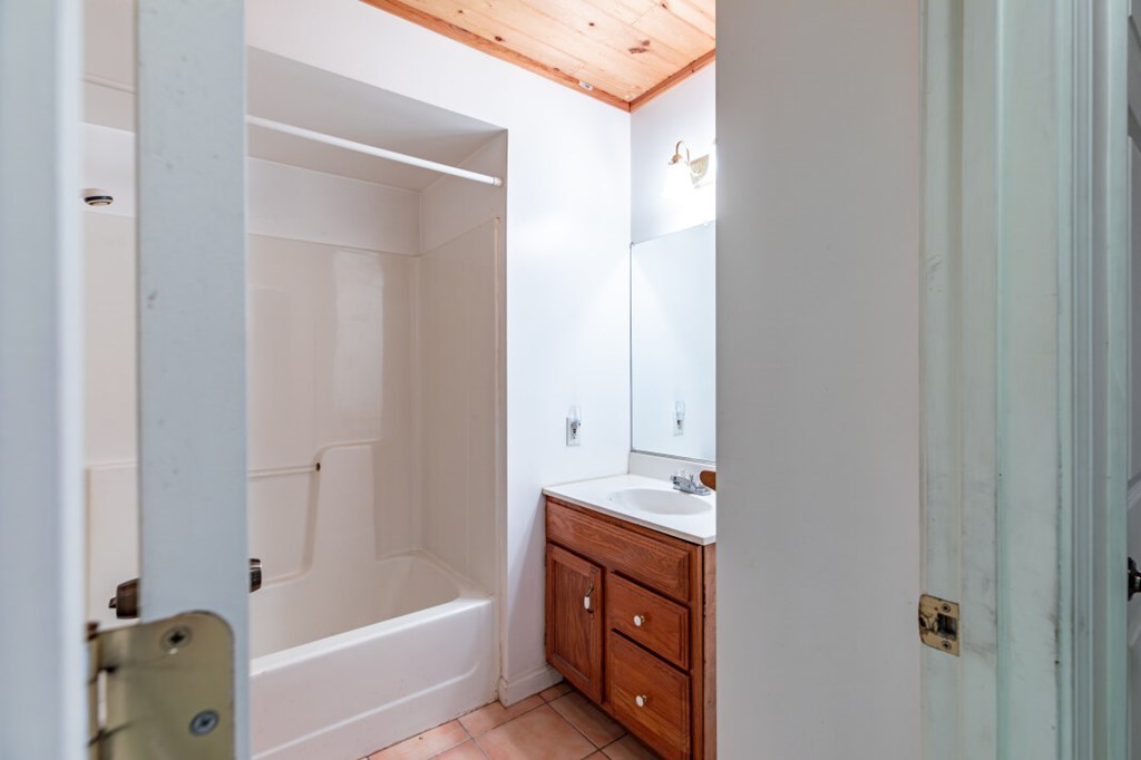 416644 Blairsville Residential