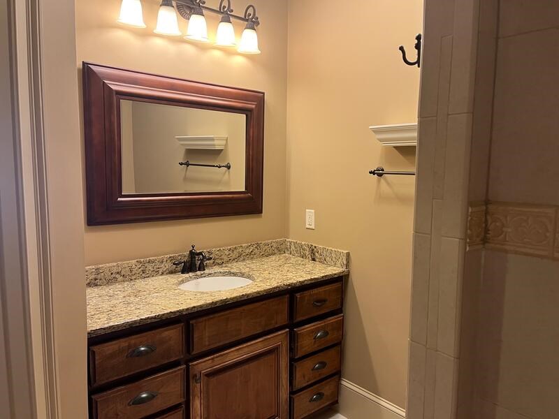 416650 Hayesville Residential