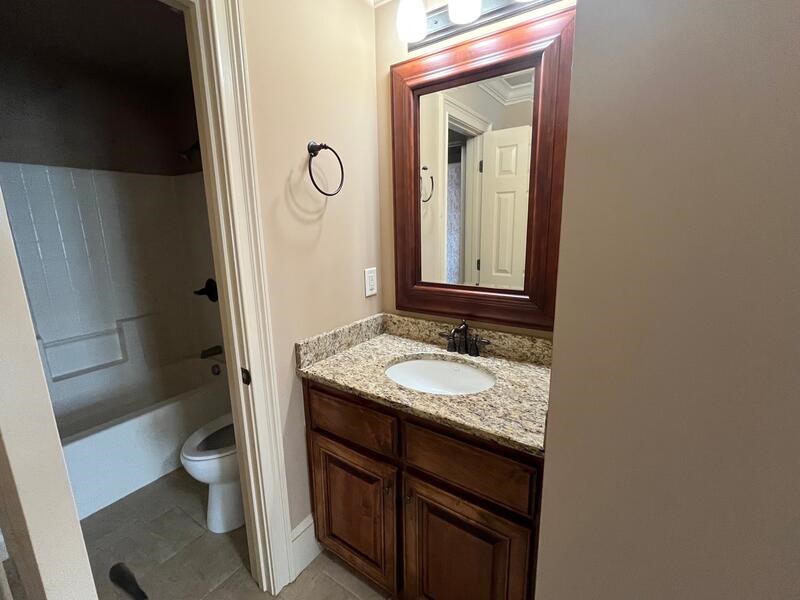 416650 Hayesville Residential