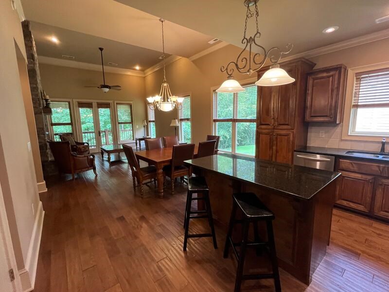 416650 Hayesville Residential