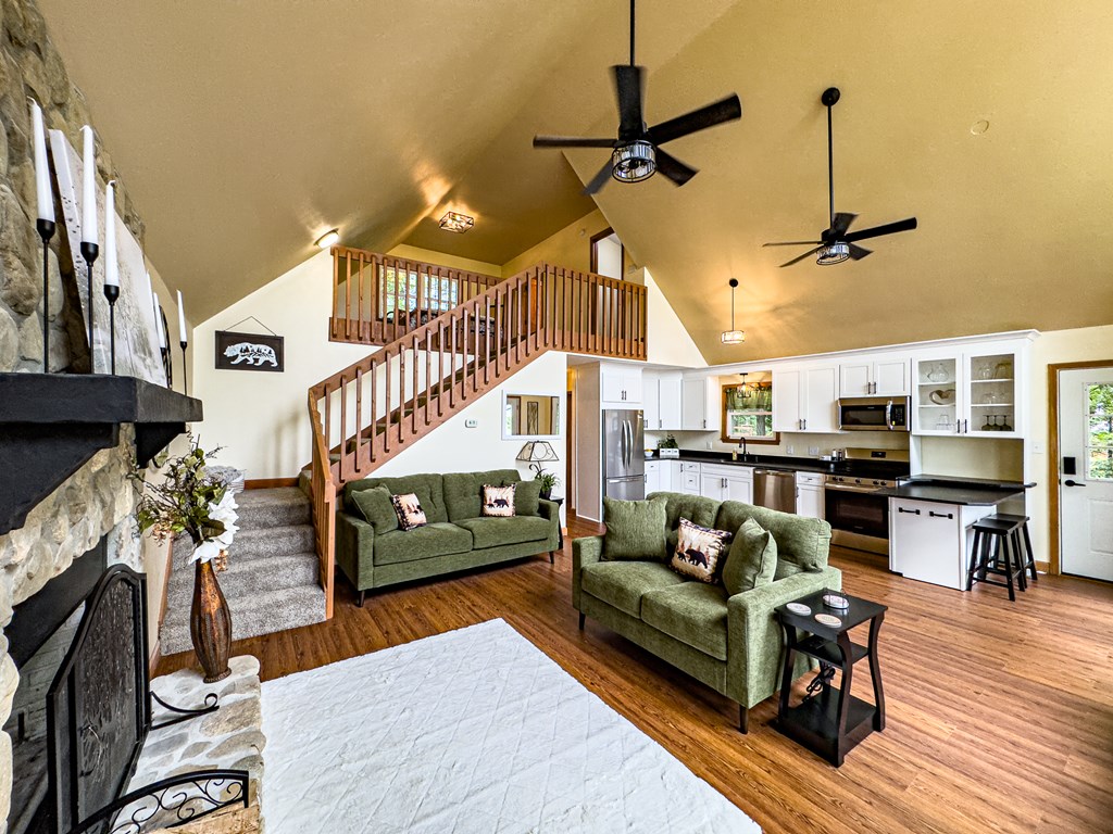 416659 Murphy Residential