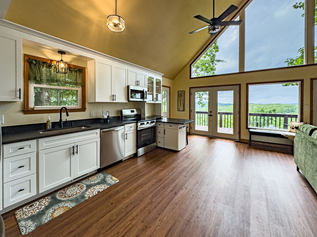 416659 Murphy Residential