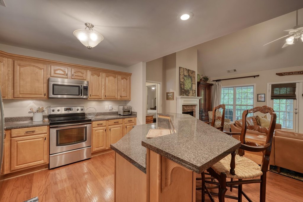 416670 Hiawassee Residential