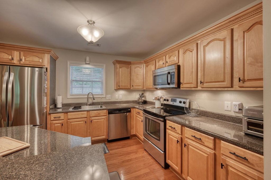 416670 Hiawassee Residential