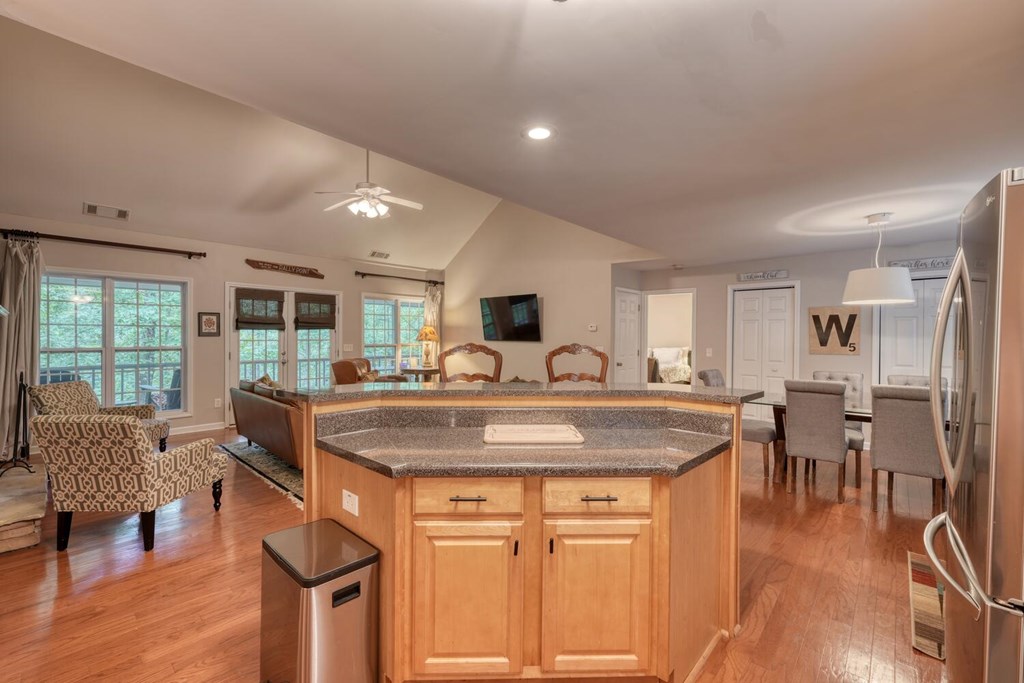 416670 Hiawassee Residential
