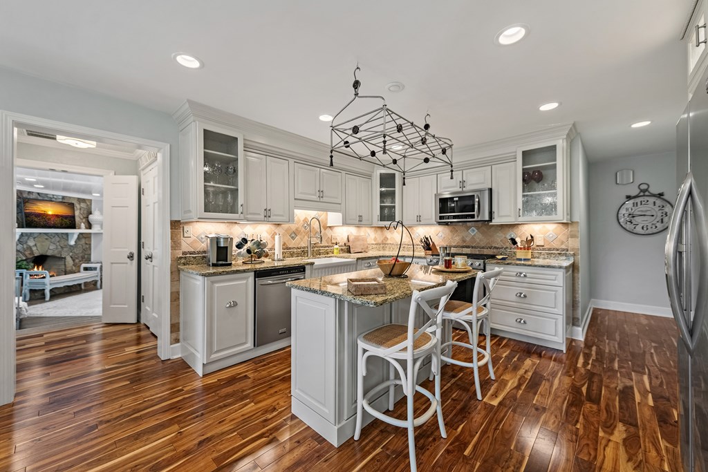 416680 Blue Ridge Residential