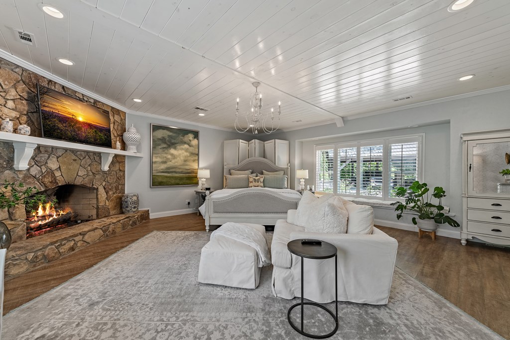 416680 Blue Ridge Residential