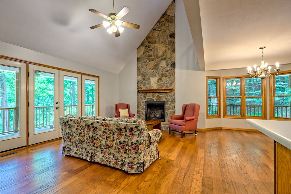 416682 Blairsville Residential