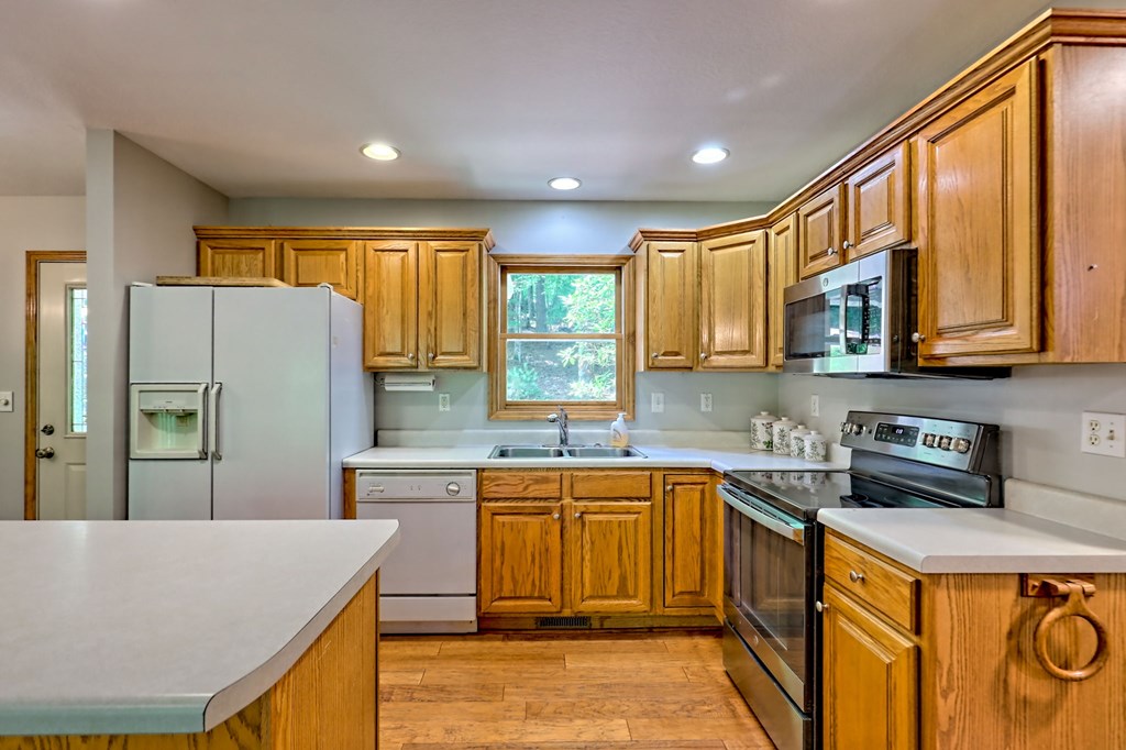 416682 Blairsville Residential