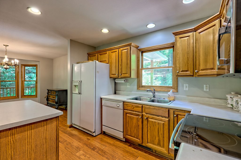 416682 Blairsville Residential