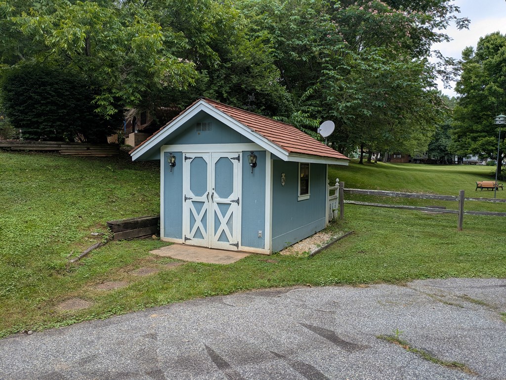 416709 Blairsville Residential