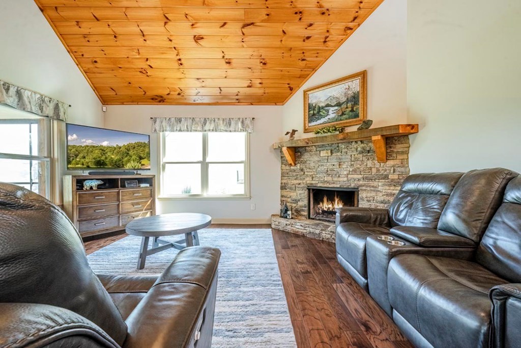 416710 Blue Ridge Residential
