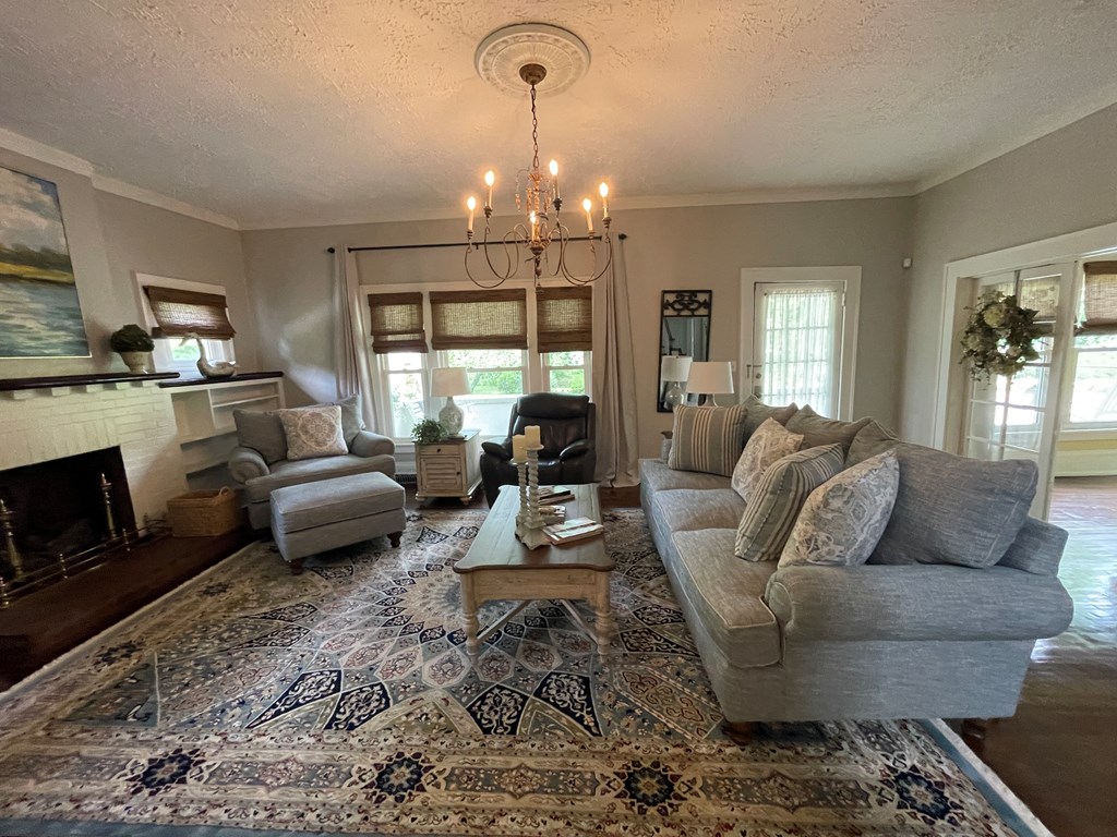 416722 Andrews Residential