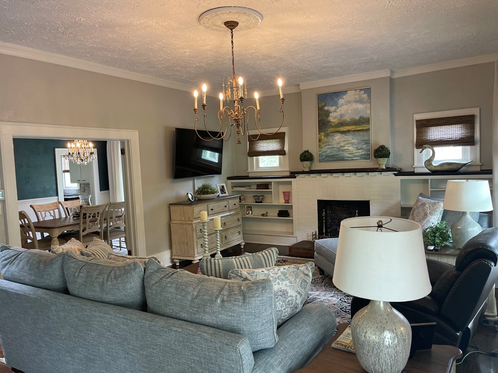416722 Andrews Residential