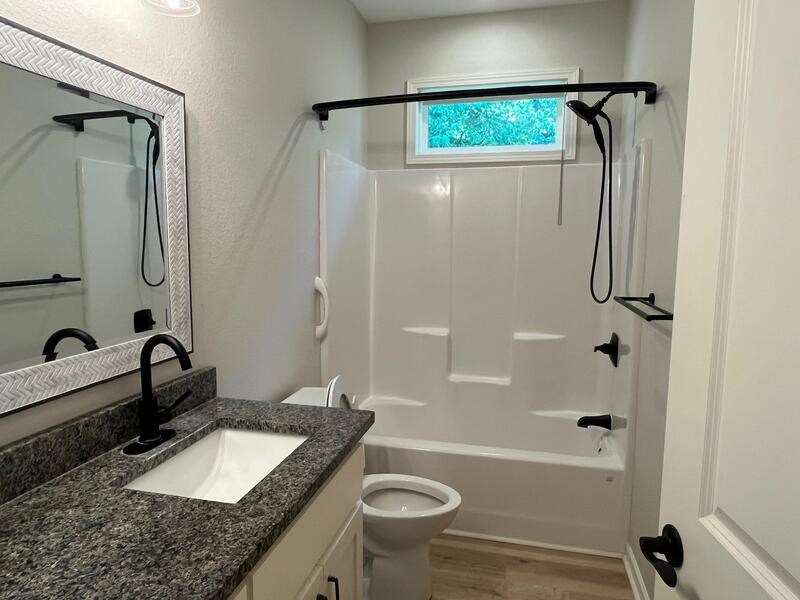 416725 Hayesville Residential