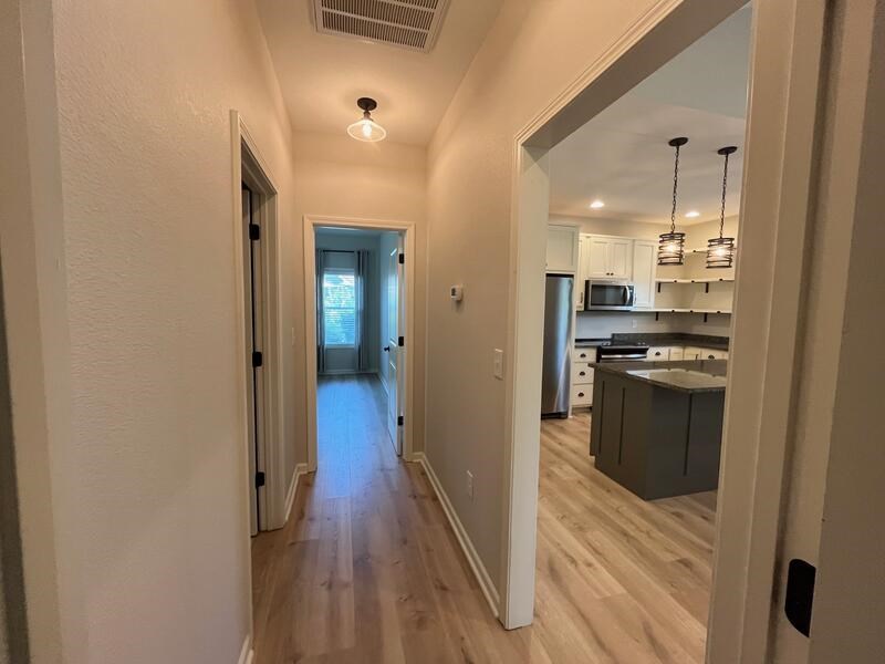 416725 Hayesville Residential