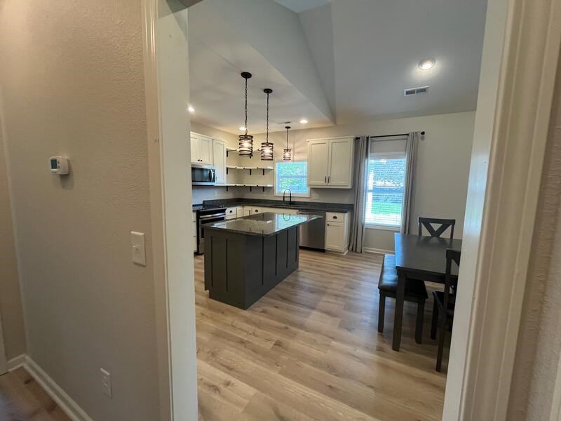 416725 Hayesville Residential