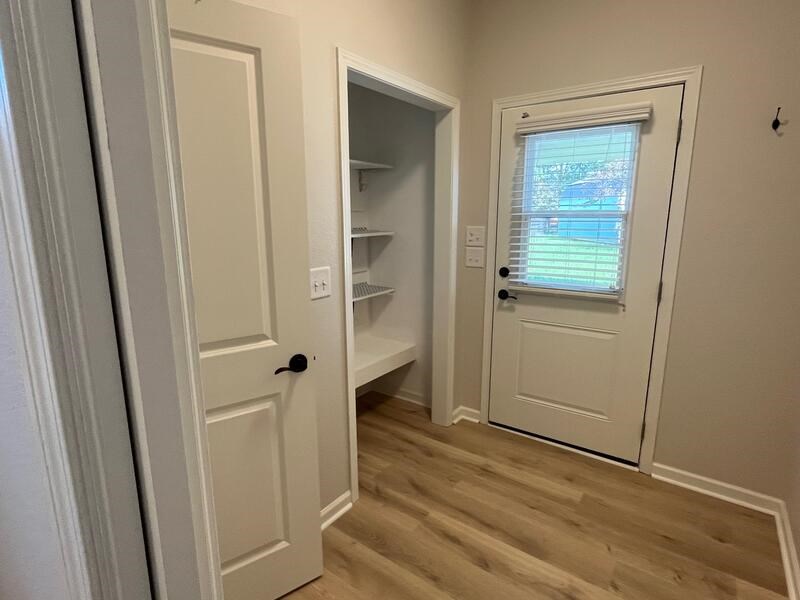 416725 Hayesville Residential
