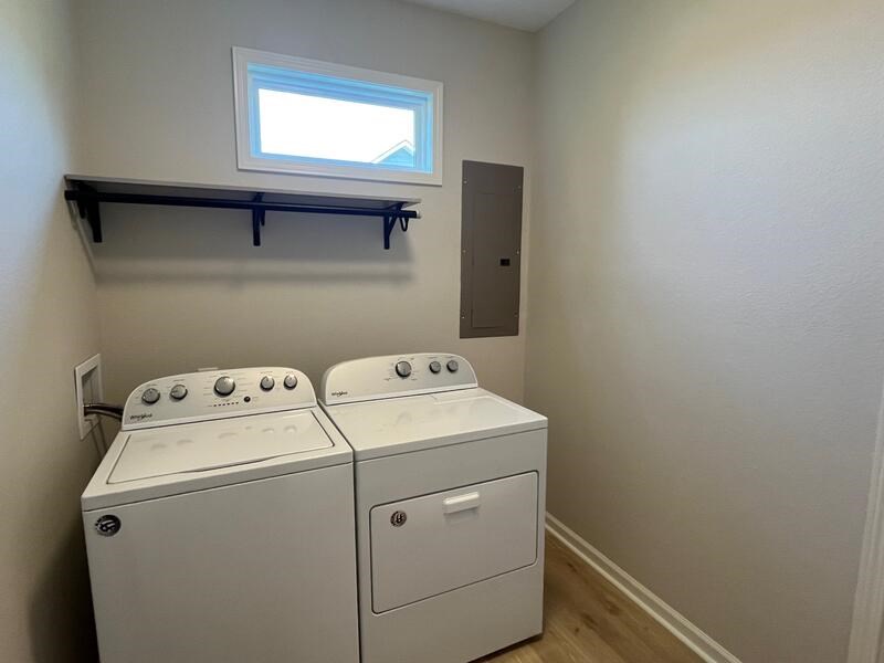 416725 Hayesville Residential
