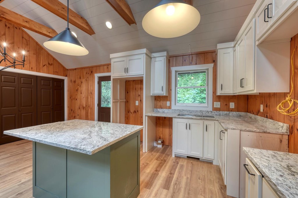 416742 Rabun Gap Residential