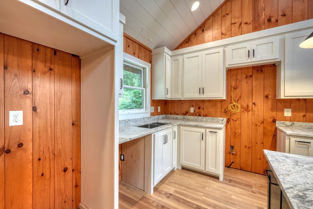 416742 Rabun Gap Residential