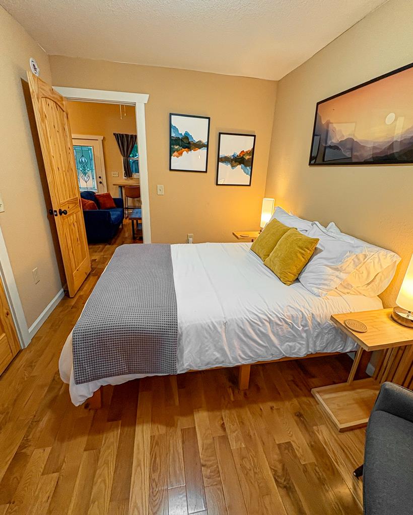 416752 Andrews Residential