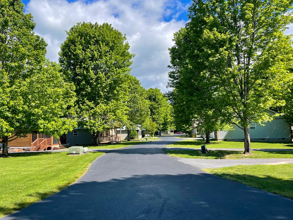 416752 Andrews Residential