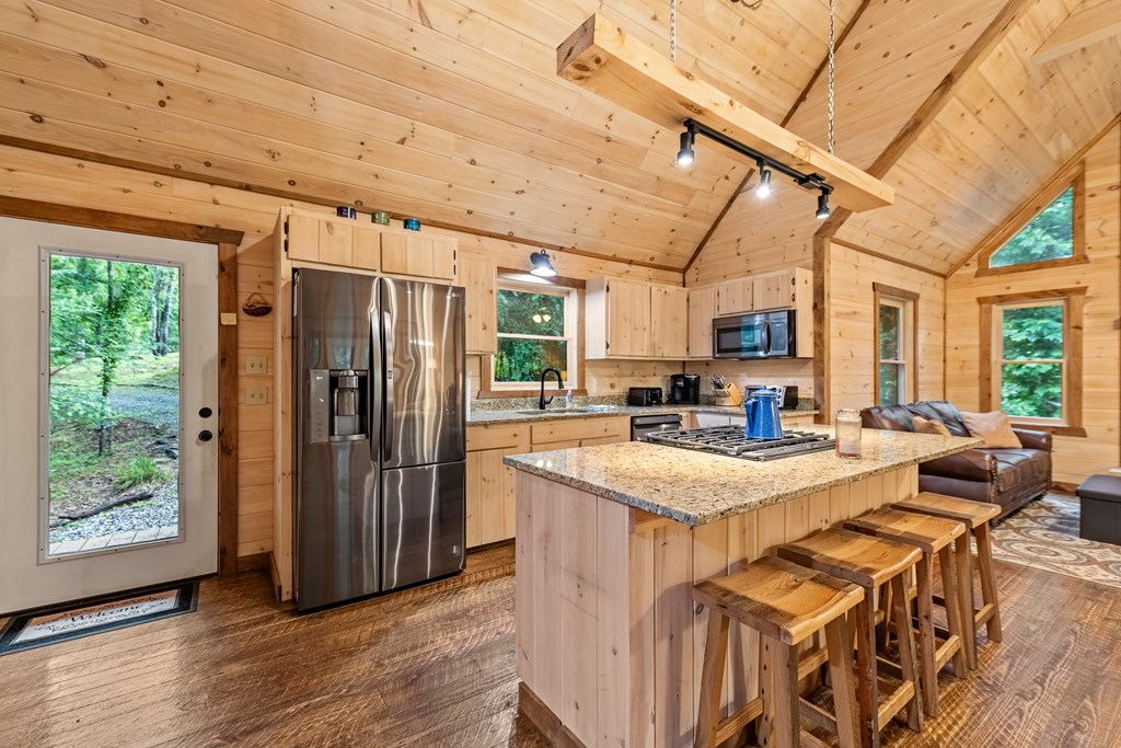 416759 Blue Ridge Residential