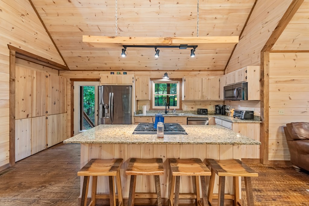 416759 Blue Ridge Residential