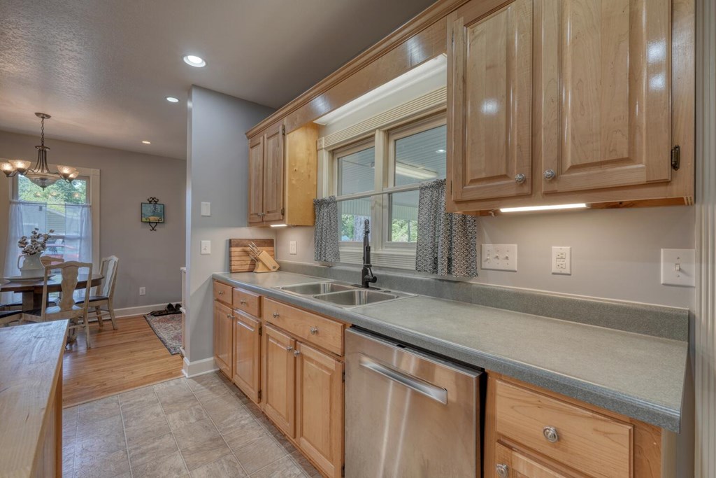 416761 Murphy Residential