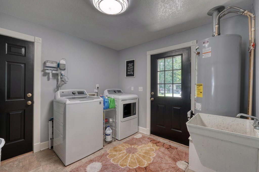416761 Murphy Residential