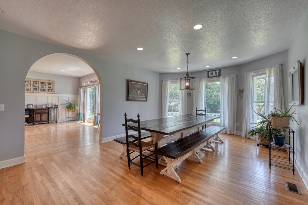 416761 Murphy Residential