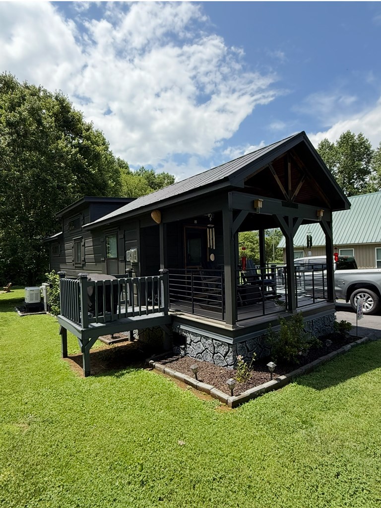 416770 Andrews Residential