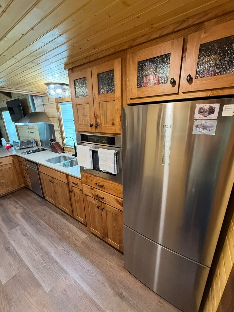 416770 Andrews Residential