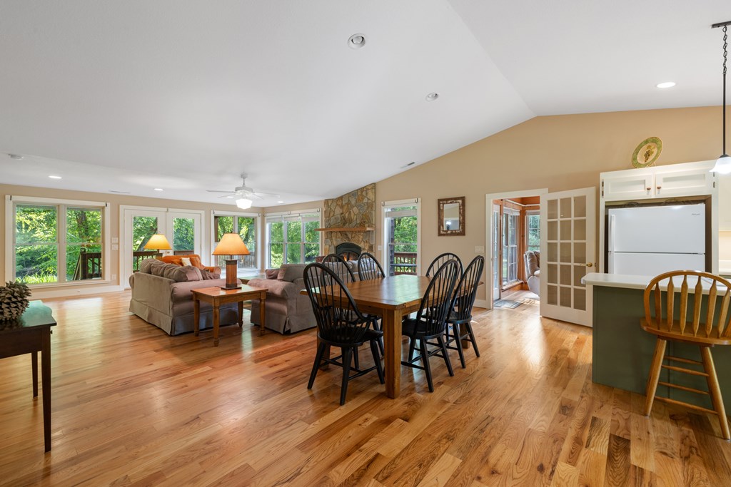 416793 Hayesville Residential
