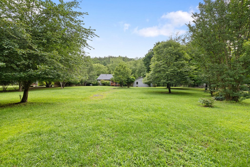416793 Hayesville Residential