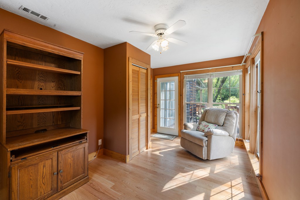 416793 Hayesville Residential