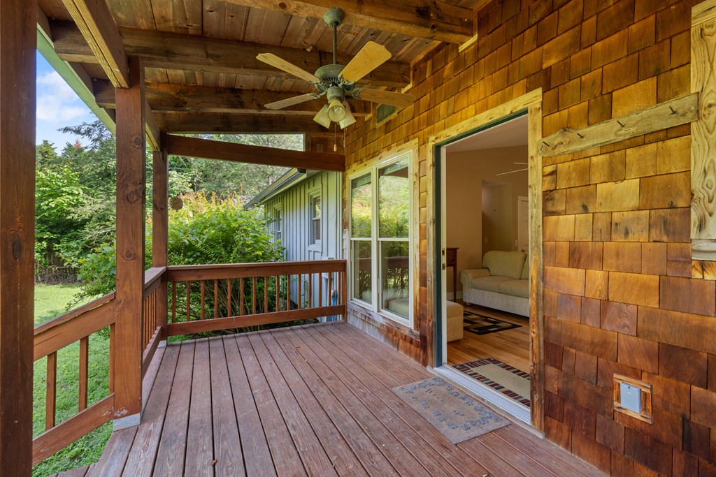 416793 Hayesville Residential