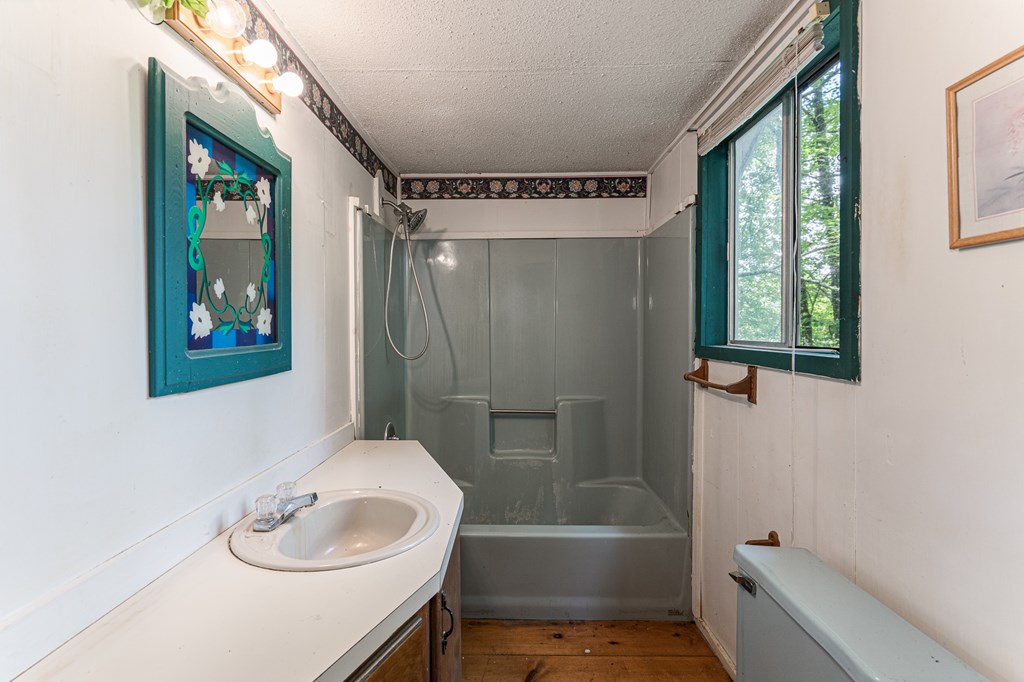 416803 Murphy Residential