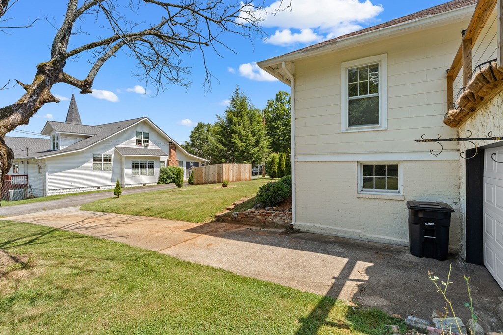 416808 Murphy Residential
