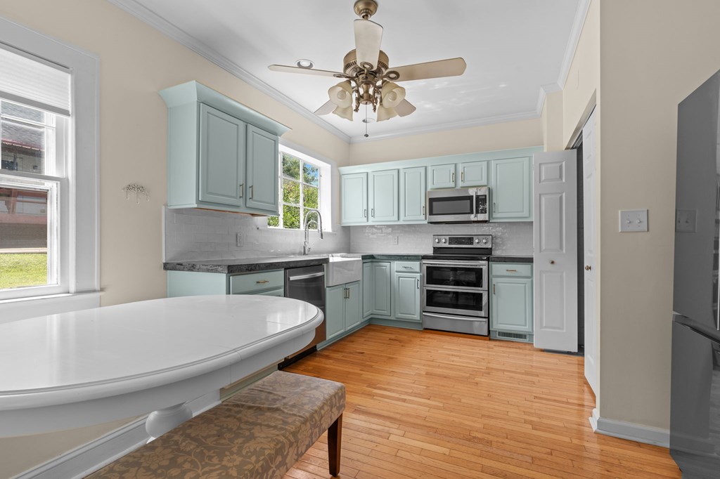 416808 Murphy Residential