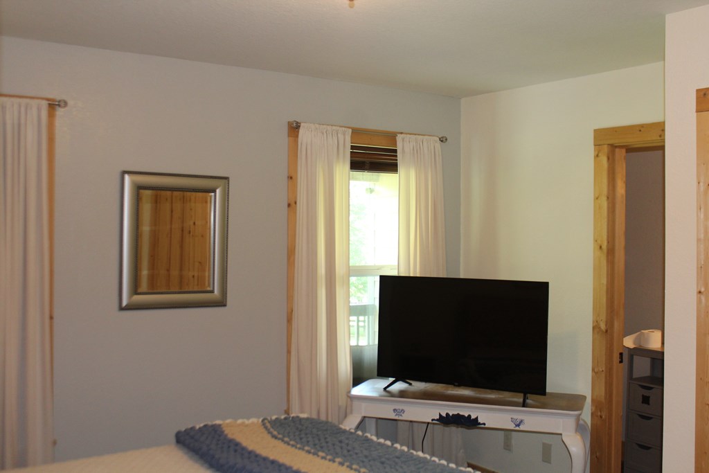 416835 Hayesville Residential