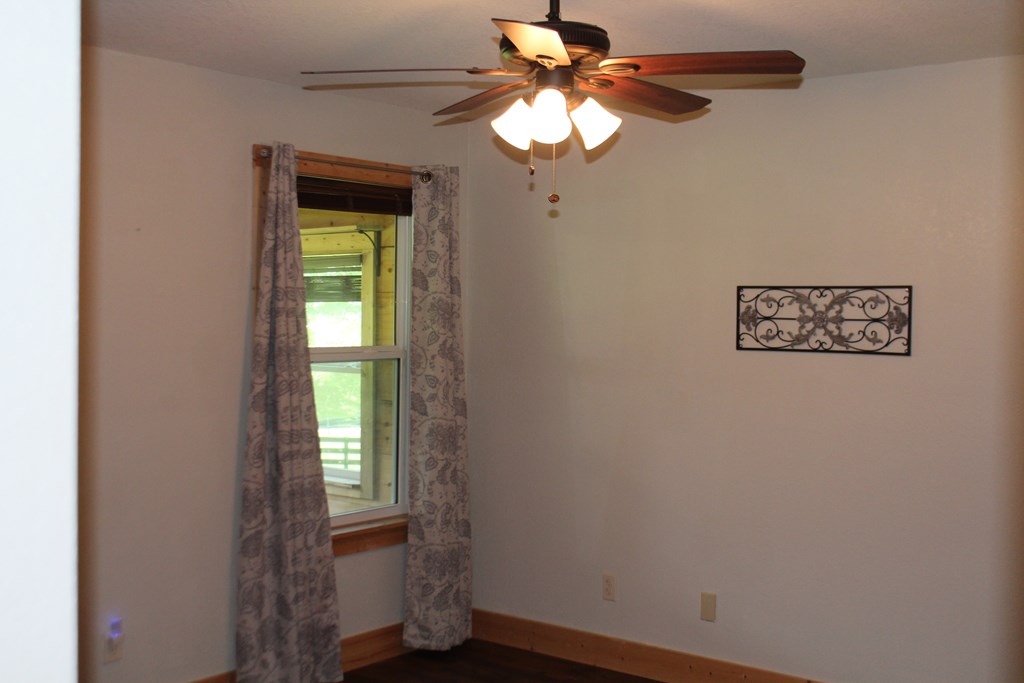 416835 Hayesville Residential