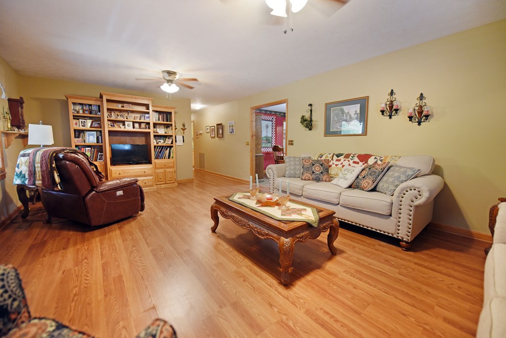 416855 Morganton Residential